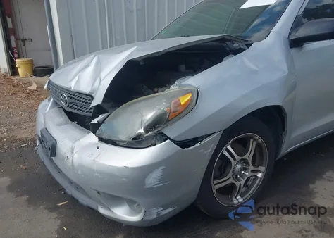 2005 Toyota Matrix z USA, uszkodzony, nr VIN 2T1KR32E85C444460